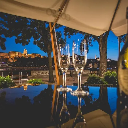 Intercontinental By Ihg Hotel 5*