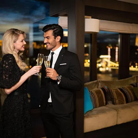 Intercontinental By Ihg