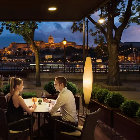 Intercontinental By Ihg Hotel 5*