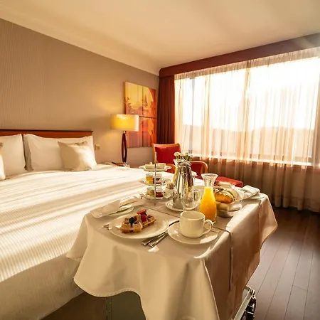 Intercontinental By Ihg Отель Будапешт