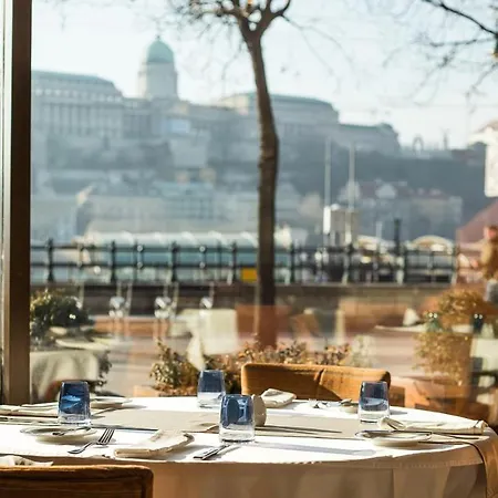 Intercontinental By Ihg Hotel Budapest