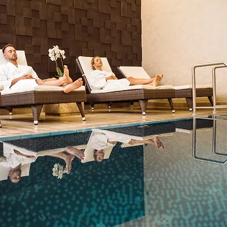 Intercontinental By Ihg Hotel