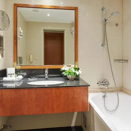 Intercontinental By Ihg 5* Budapešť