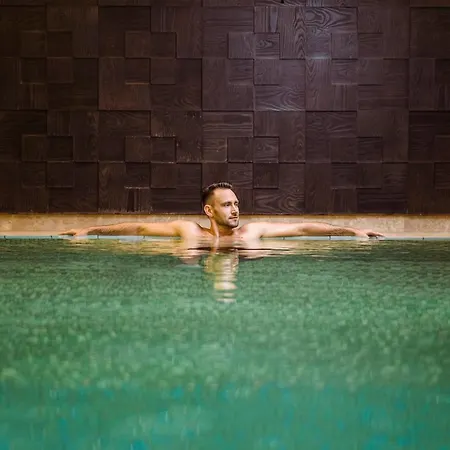 Intercontinental By Ihg Hotel