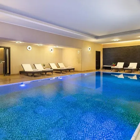 Intercontinental By Ihg 5*