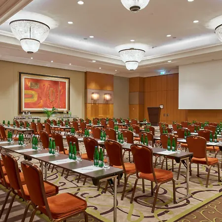 Intercontinental By Ihg Hotel Budapest