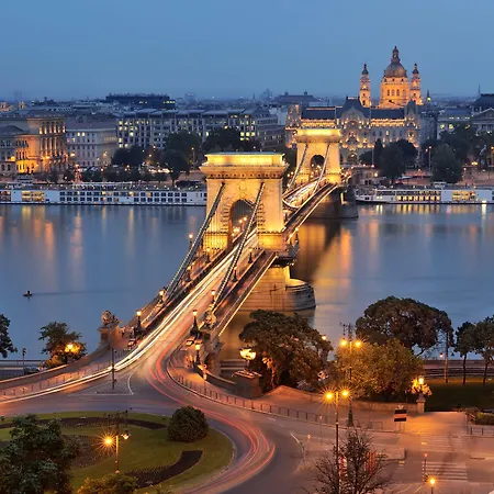 Intercontinental By Ihg Hotel Budapest