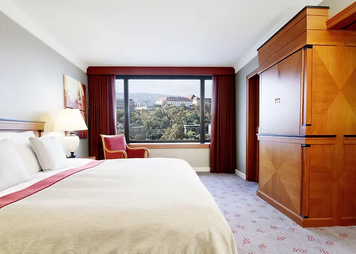 Intercontinental By Ihg 5*