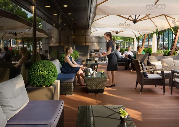 Intercontinental By Ihg Hotell