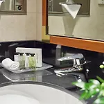 Intercontinental By Ihg 5*