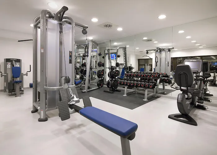 Intercontinental By Ihg מלון