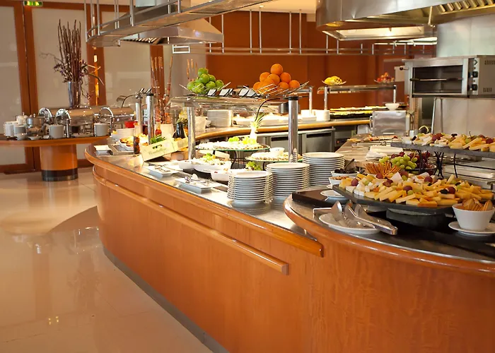 Intercontinental By Ihg מלון