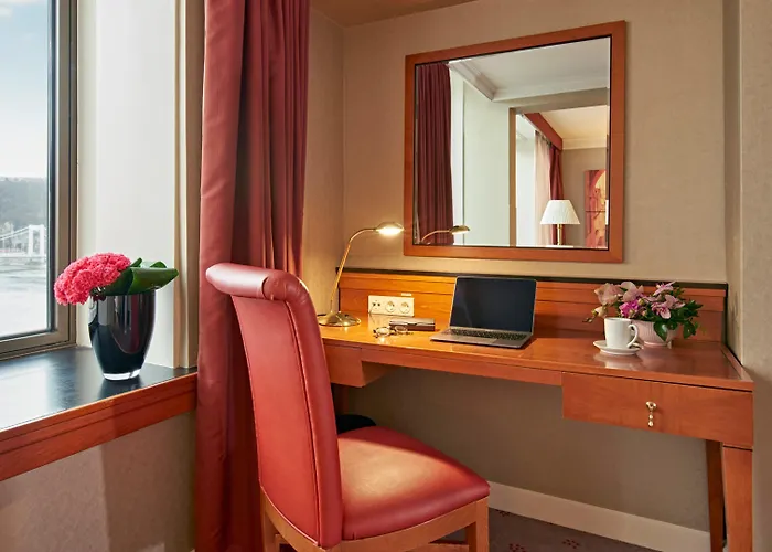 Intercontinental By Ihg 5* בודפשט