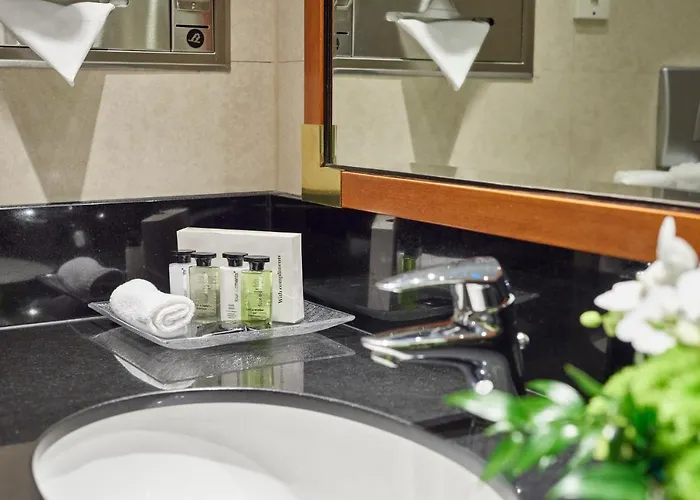 Intercontinental By Ihg 5*